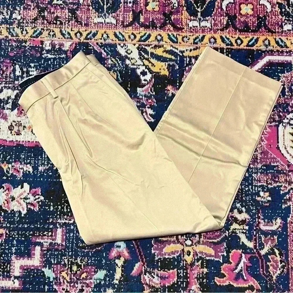 Dockers Slim Tapered Fit Khaki Pants Mens Size 34x30, Tan Flat Front WPL 423 - Picture 1 of 2
